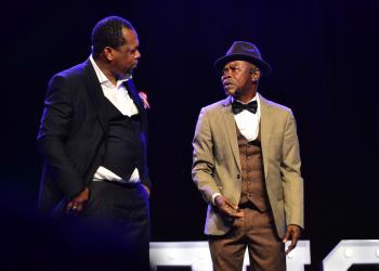 25 ans de carriere Digbeu cravate