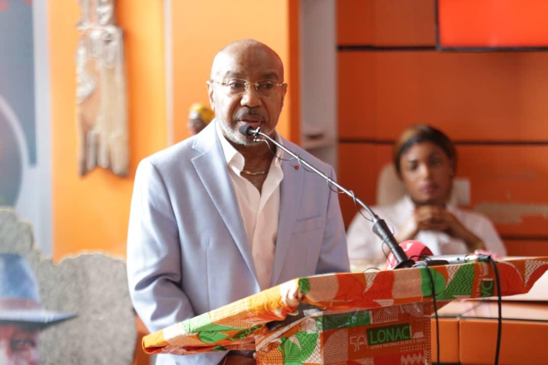 Marlène Kouassi Kany, Miss CI 2022, offre une école de 6 classes à Aboisso grâce aux Fondations LONACI ET COMICI