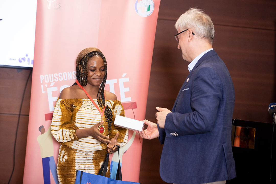 Santé / les lauréats du jeu concours à l'assaut du Sida